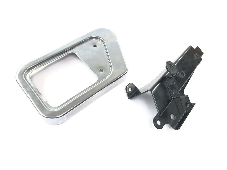 Kawasaki VN 1600 Classic VNT60A [2007] - Carenagem quadro regulador cromado com suporte