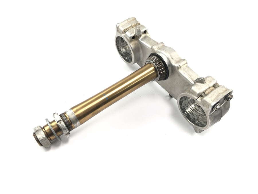 Suzuki RM Z 250 RJ41A [2007] - cabeça de direção da ponte do garfo inferior