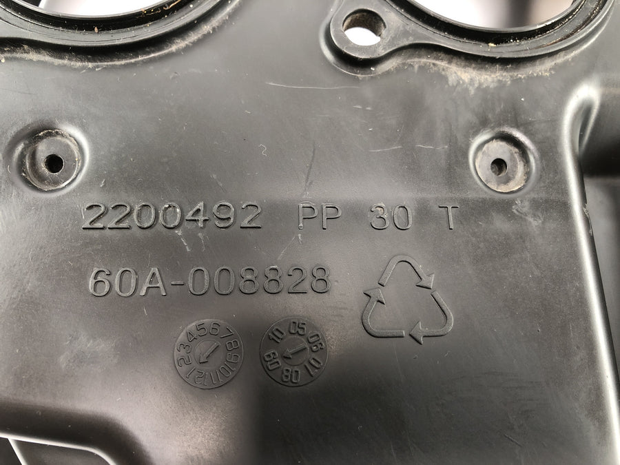 Triumph Street Triple R 675 D67LD [2010] - Caixa da caixa de ar do filtro de ar