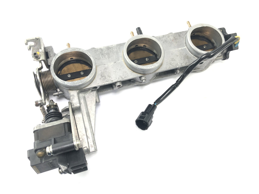 Triumph Sprint St 1050 [2005] - Injeção da válvula do acelerador