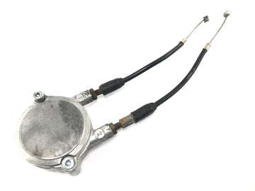 Yamaha DT 125 R DE03 [2000] - Carcaça de atuação do atuador da bomba de óleo com cabo Bowden