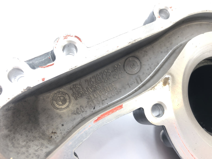 BMW K 1300 S K12S [2010] - Tampa da bomba de água da bomba de água