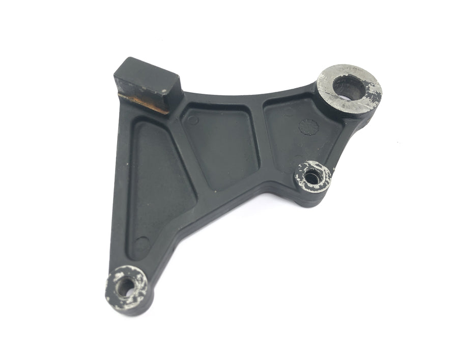 Honda NSR 125 JC20 [1991] - Fixação do freio do suporte da pinça do freio traseiro