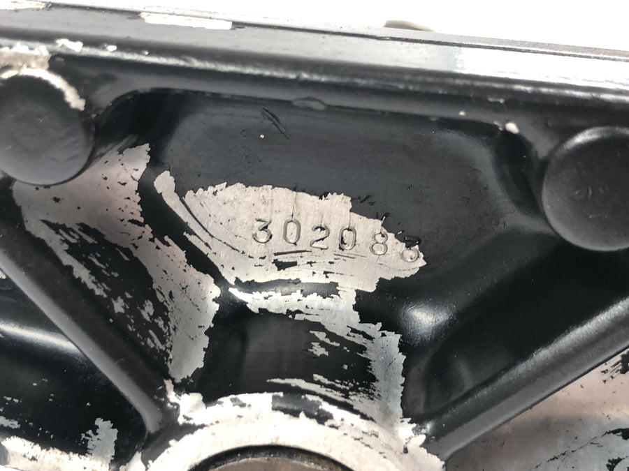 Aprilia RS 125 Extrema [1994] - montagem da cabeça de direção da ponte do garfo inferior