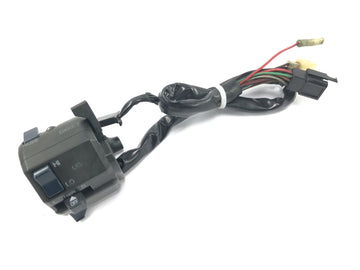 Kawasaki Zephyr 750 ZR750C [1994] - Encaixe do interruptor esquerdo do guiador