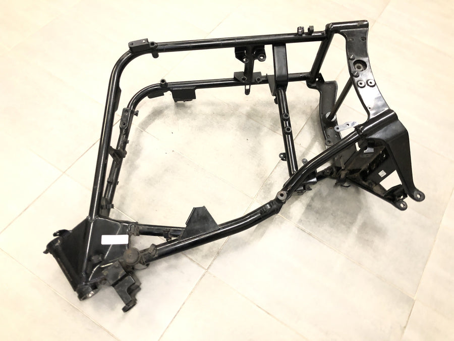 Yamaha XV 1600 Wild Star VP08 [2002] - Moldura com papéis