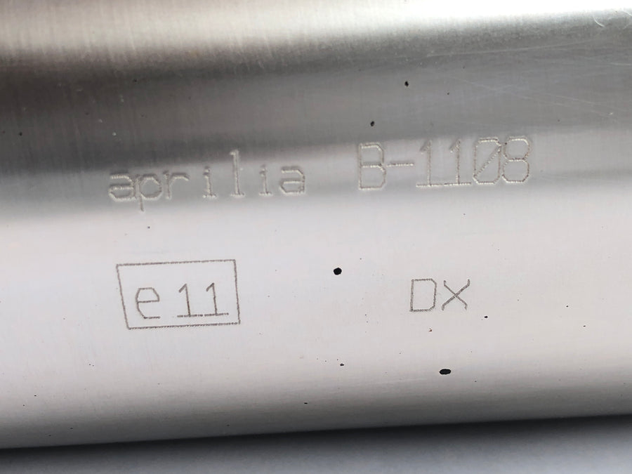 Aprilia SL 1000 Falco PA [2000] - Defletor de exaustão do silenciador à direita