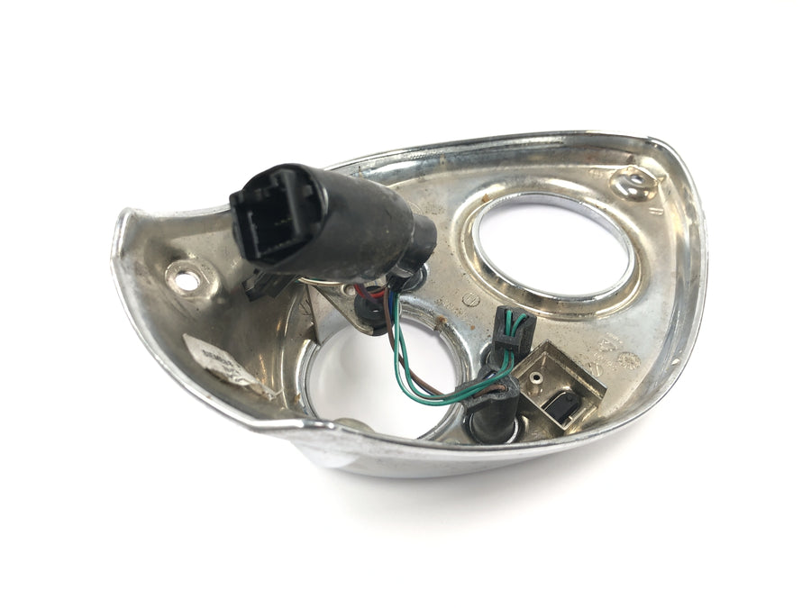 Triumph Speedmaster 900 [2003] - Porta-instrumentos da tampa do tanque