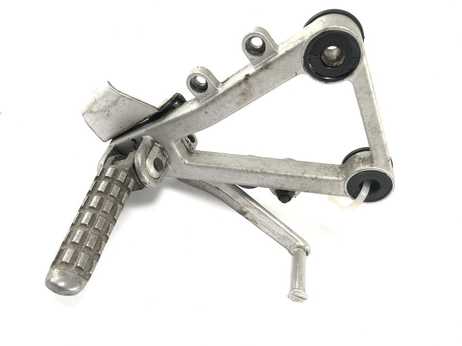 Cagiva Mito 125 EVO 8P [2000] - Suporte para apoio para os pés do motorista do motorista à direita com pedal de freio