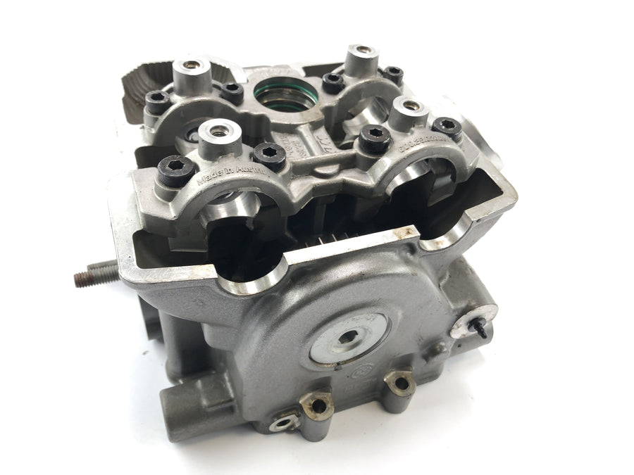 KTM 950 SM LC8 [2008] - Cabeça do cilindro na parte traseira