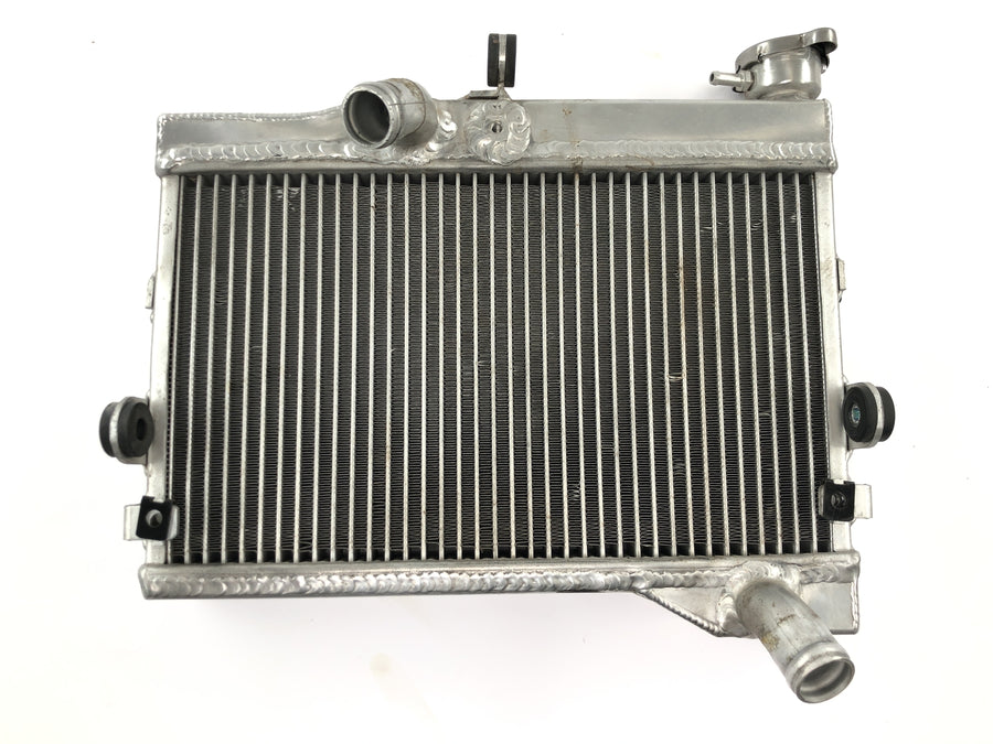 Yamaha MT07 RM04 [2014] - Radiador water cooler sistema de refrigeração rede de radiadores