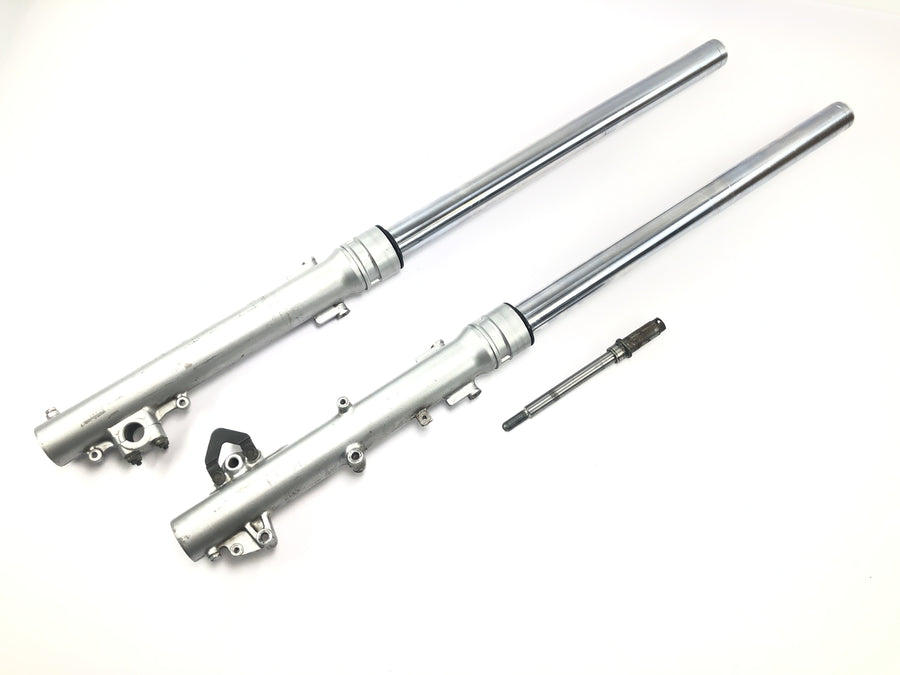Honda NX 650 Dominator RD02 [1994] - Garfo telescópico 41 mm com eixo