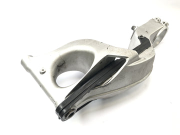 Aprilia RST 1000 Futura [2002] - Schwinge traseiro giro da roda traseira