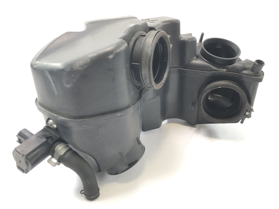 Suzuki VZ 1500 WVCU [2011] - Caixa de filtro de ar caixa de entrada da caixa do filtro de ar