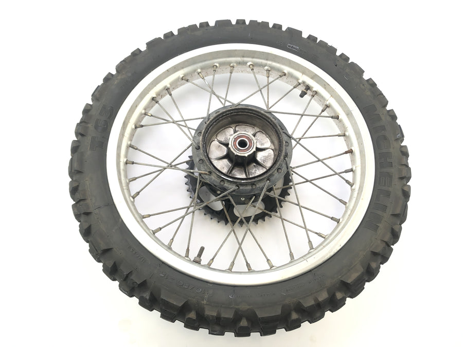Yamaha XT 350 3yt / 55V [1990] - borda da roda traseira com roda de corrente na parte traseira