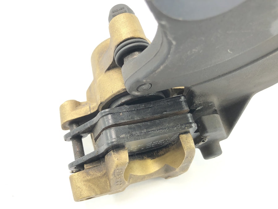 Honda SLR 650 RD09 [1997] - Pinça de freio na parte traseira com placa de ancoragem