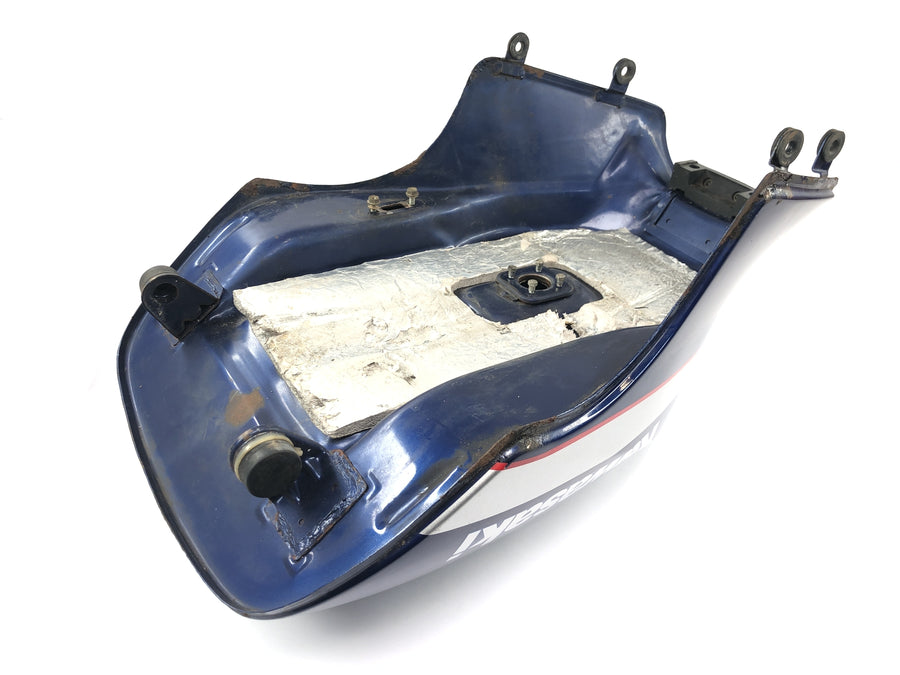 Kawasaki GPZ 1000 RX [1987] - Tanque Tanque de combustível Tanque de gasolina enferrujado por dentro