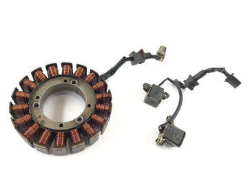 Kawasaki VN 1600 Mean Streak VNT60B [2005] - Stator de alternador com coleta