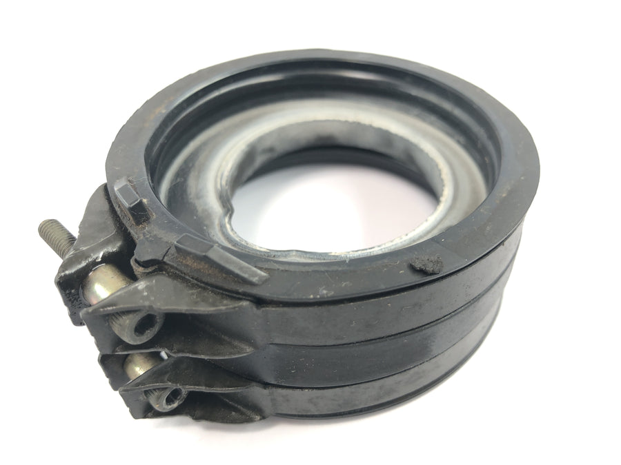 Yamaha MT 03 RM02 [2007] - Flange de borracha do adaptador de admissão do coletor de admissão