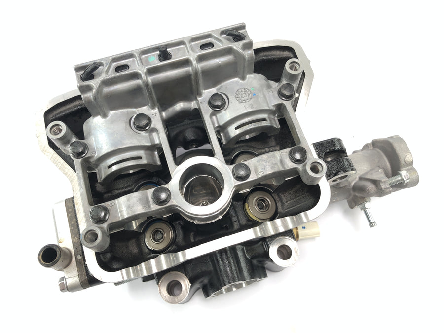 Kawasaki Ninja 125 BX125B [2024] - Cabeça do cilindro com ingestão na ingestão
