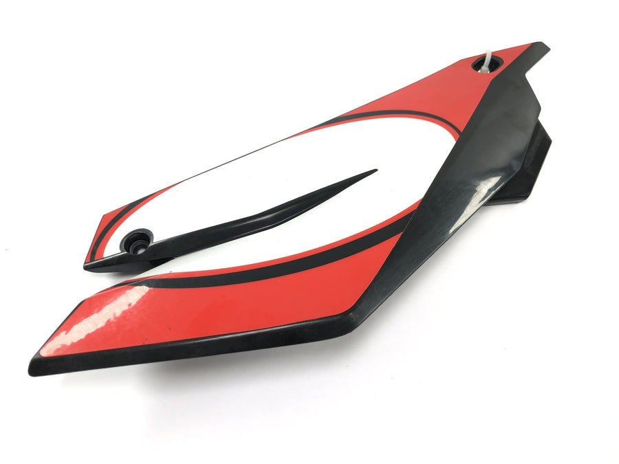 SWM RS 125 R B2 [2020] - Carenagem lateral lado direito