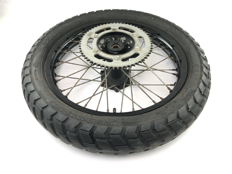 SWM RS 125 R B2 [2020] - Pneu de aro traseiro 2,15 x 18"