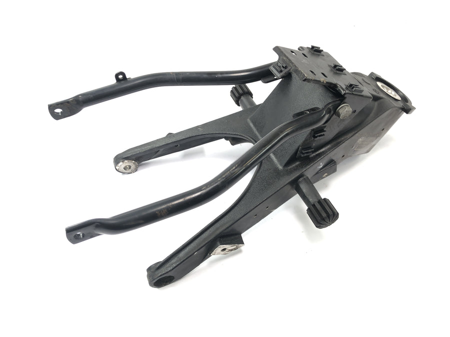 BMW R 1150 GS R21 [2002] - cabeça do quadro com papéis