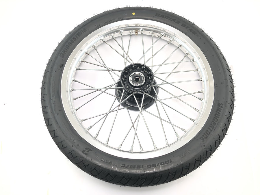 Kawasaki W 650 EJ650A [1999] - roda dianteira com raios 2,15 x 19"