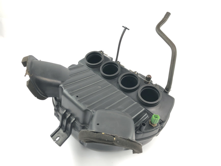 Suzuki GSX R 1000 WVB6 K6 [2006] - Caixa de entrada da caixa de ar da caixa do filtro de ar