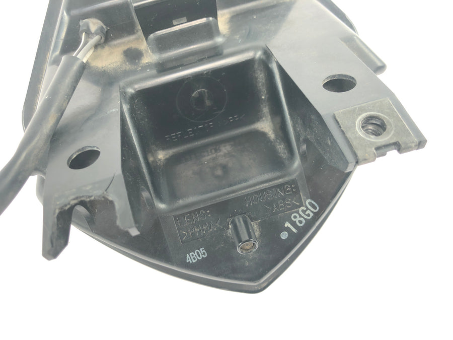 Suzuki GSX R 1000 WVBZ K3 [2003] - Luz traseira LED