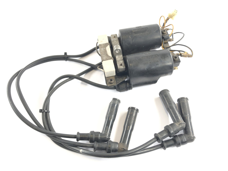 Honda Goldwing GL 1100 SC02 [1980] - Conjunto de bobina de ignição com conector de vela e cabo