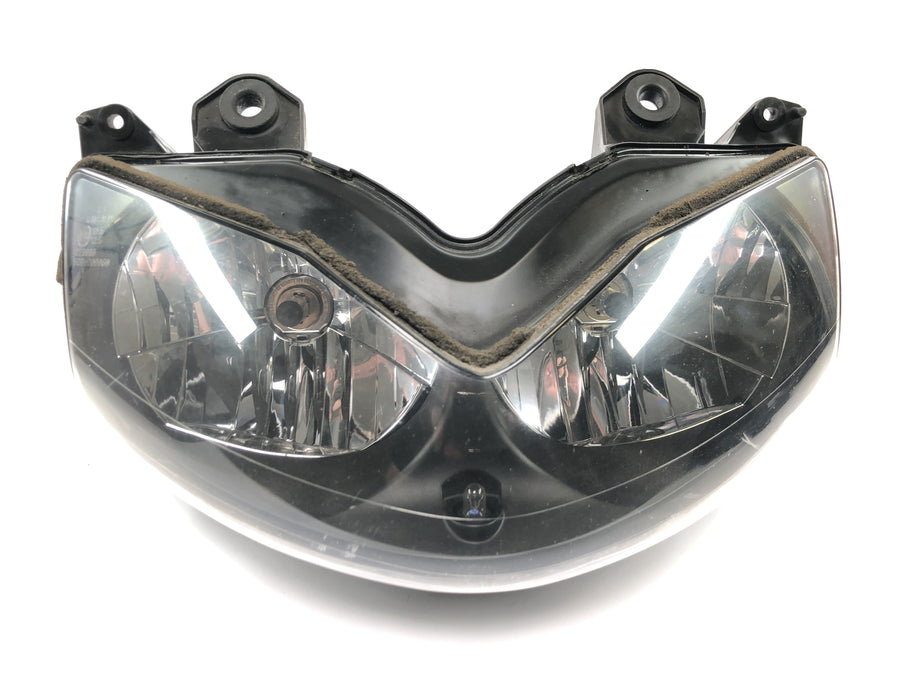 Kawasaki ZRX 1200 S ZRT20A [2001] - Inserção da lâmpada do farol