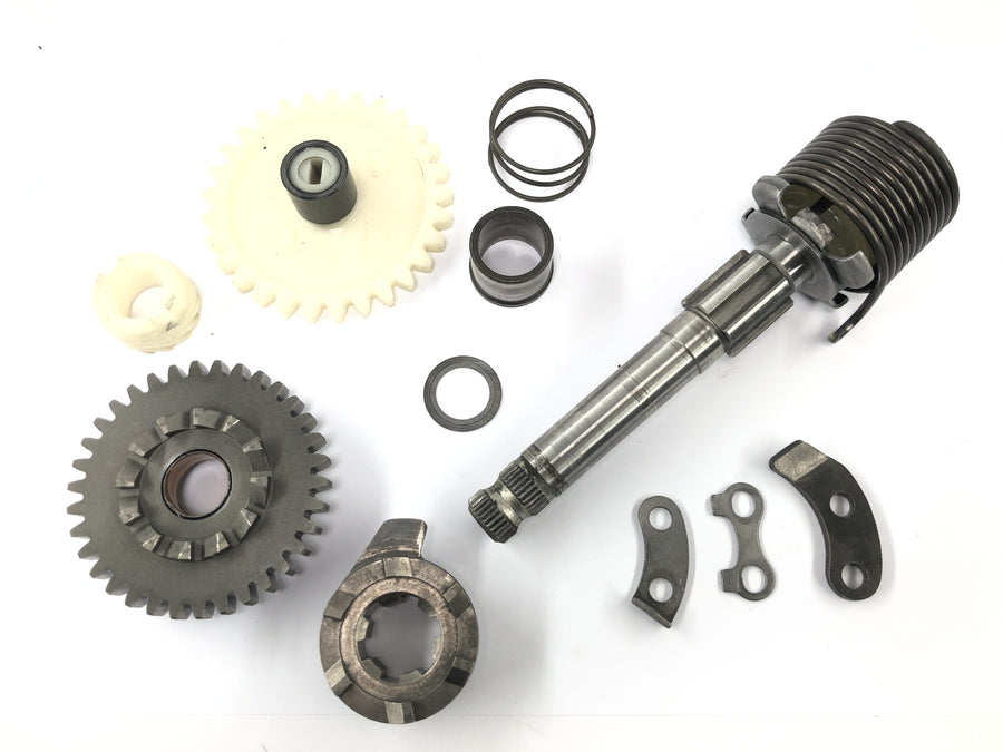 Suzuki RG 250 Gamma GJ21D [1987] - Eixo do kickstarter eixo do kicker