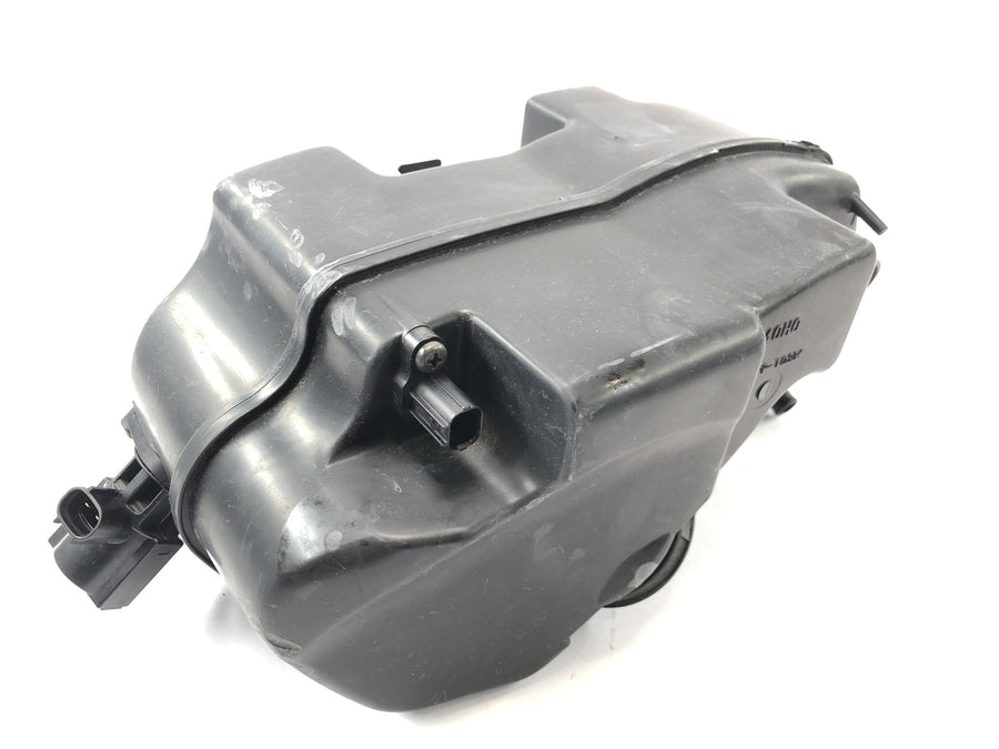 Suzuki VZ 1500 WVCU [2011] - Caixa de filtro de ar caixa de entrada da caixa do filtro de ar