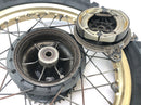 Yamaha XT 500 1U6 [1981] - Roda traseira com raios dourados 1,85 x 18" com freio a tambor-6