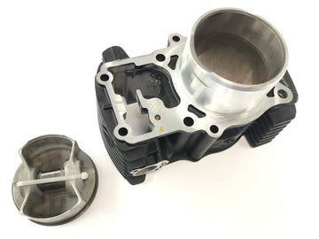 Suzuki VZ 1500 WVCU [2011] - Cilindro com cilindro de pistão na parte traseira - 0