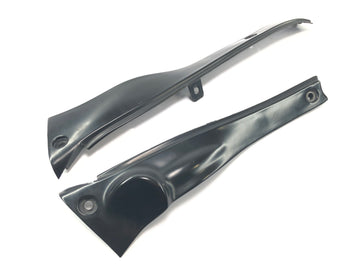 Aprilia RSV 1000 RP Mille [2001] - Painel interno superior esquerdo e direito