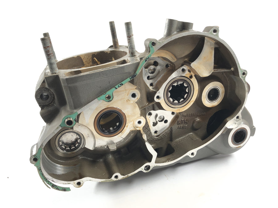 KTM LC4 640 EGS [2004] - Motor Habitação de moradia vazia