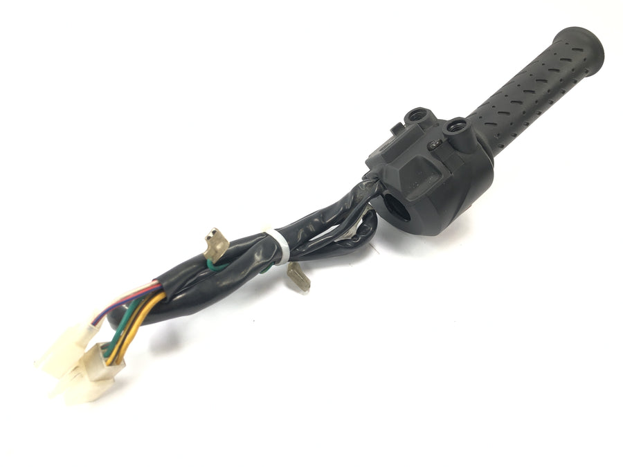 Aprilia RST 1000 Futura [2002] - interruptor do guidão de ajuste do guidão à direita com alça de rotação do acelerador
