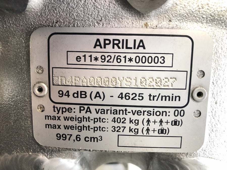 Aprilia SL 1000 FALCO PA [2000] - quadro com papéis