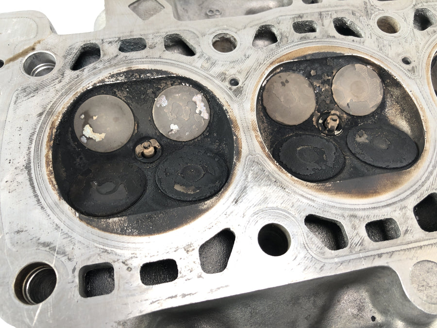 BMW K 1100 RS [1991] - Acionamento da válvula da cabeça do cilindro