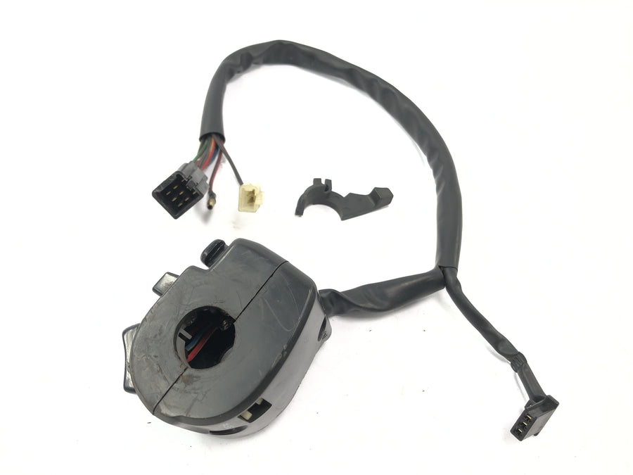 Kawasaki GPZ 1100 ZXT10E [1997] - Ajuste do interruptor do manuseio da iluminação esquerda