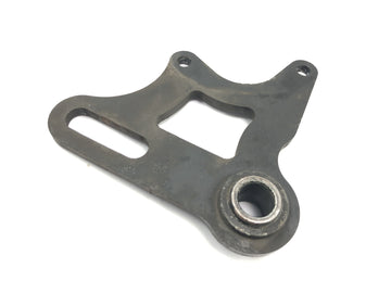 Aprilia RS 125 TW [2017] - Fixação da pinça do freio com placa de ancoragem traseira