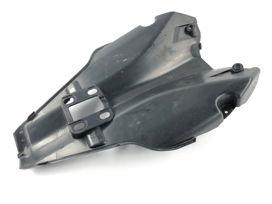 Ducati 1098 S H7 [2009] - traseiro embaixo do disfarce de revestimento interior