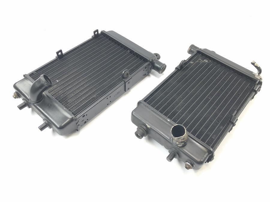 Aprilia RST 1000 Futura [2002] - Casal do conjunto de refrigeradores de água fria