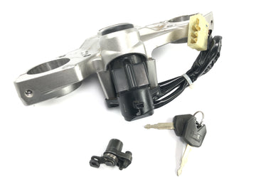 Kawasaki Versys KLE 650 A [2006] - Conjunto de fechadura com fechadura de ignição da ponte do garfo superior e fechadura de assento - 0