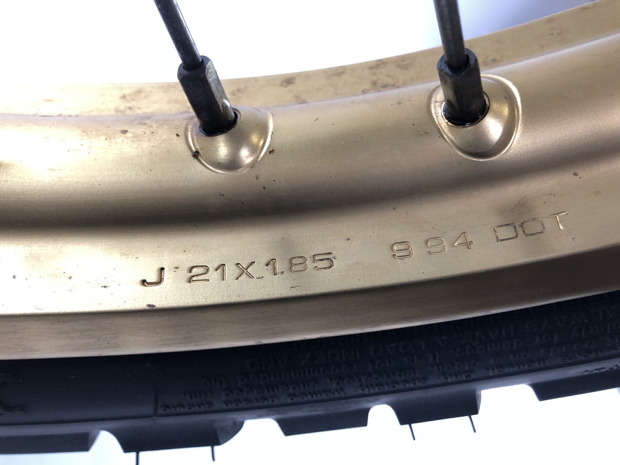 HONDA NX 650 RD08 [1995] - Jora da roda dianteira Roda de raio de 21 polegadas Hastes dianteiras DOT