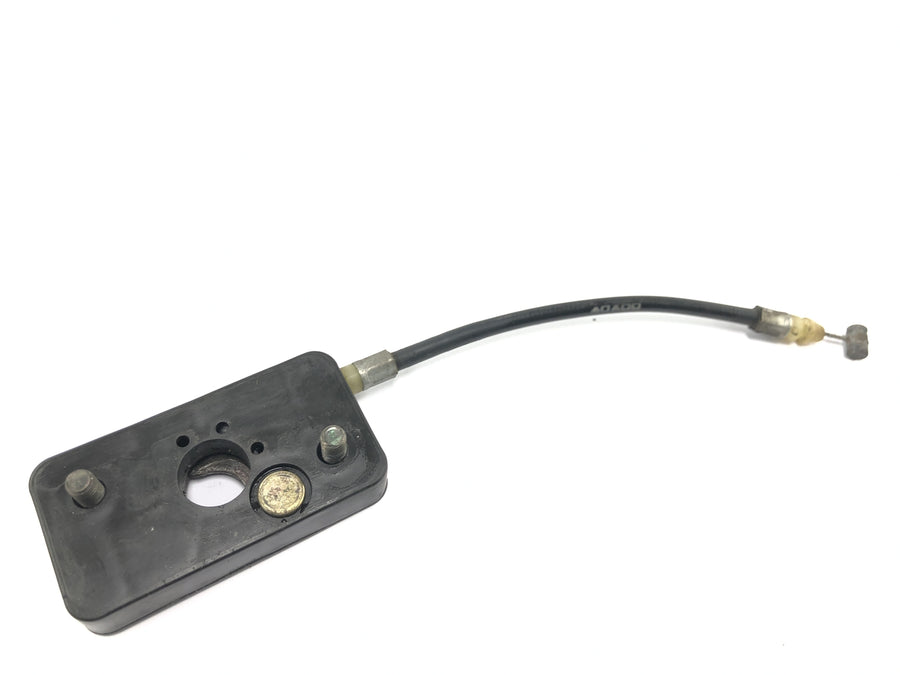 Suzuki RG 250 Gamma GJ21D [1987] - Bloqueio de assento Bloqueio de assento com cabo Bowden