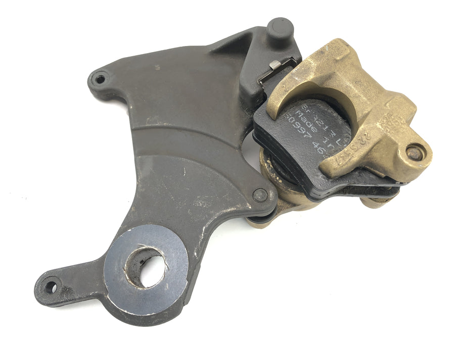 Honda SLR 650 RD09 [1997] - Pinça de freio na parte traseira com placa de ancoragem