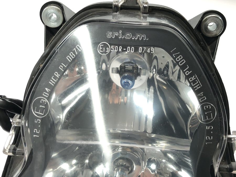 KTM 950 Adventure LC8 [2004] - Inserção da lâmpada do farol